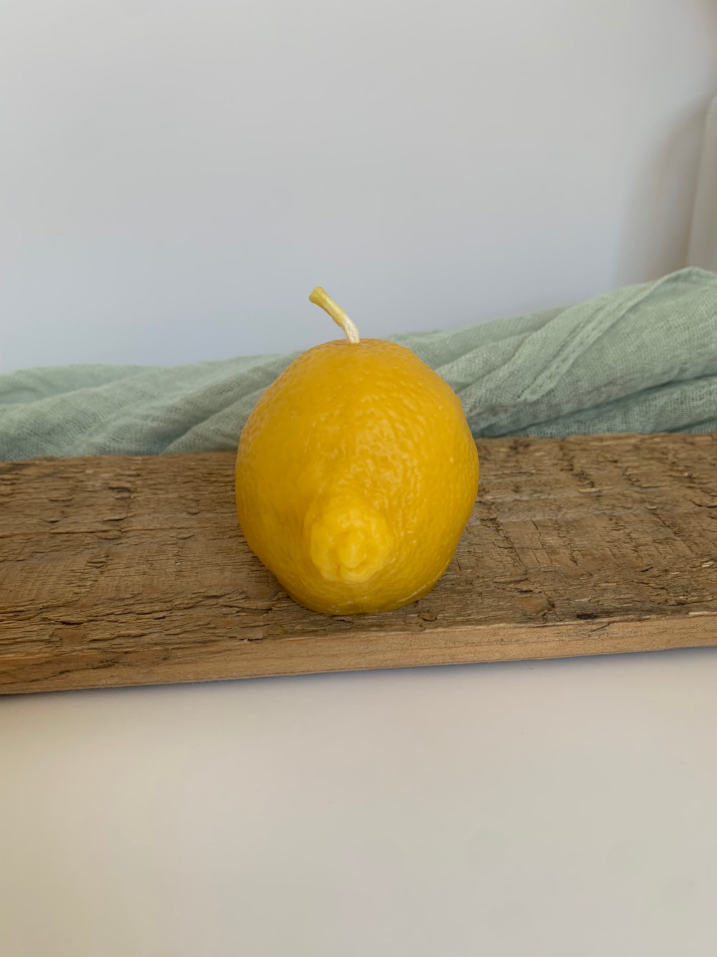 Mini Lemon Beeswax Candle