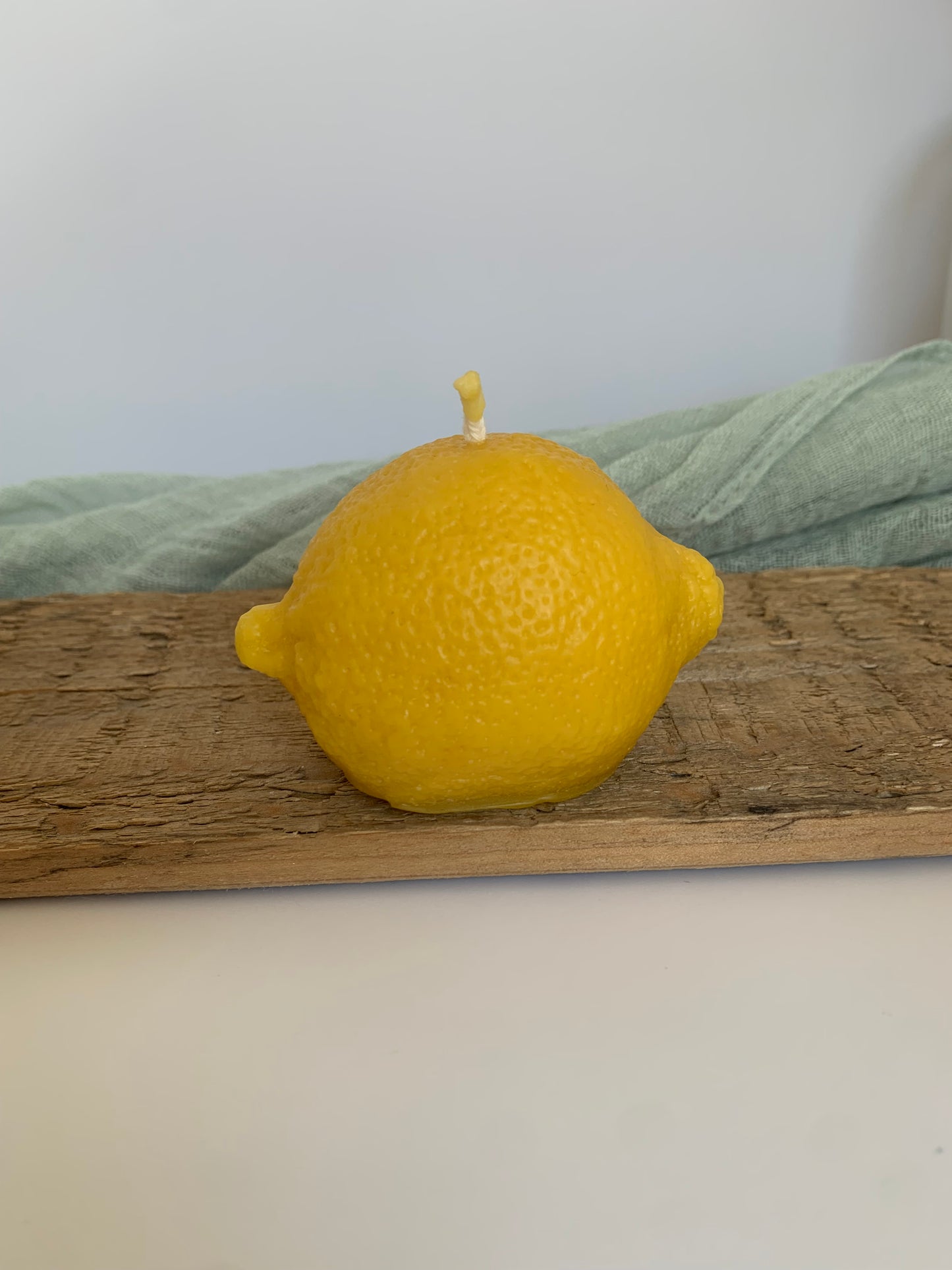 Mini Lemon Beeswax Candle