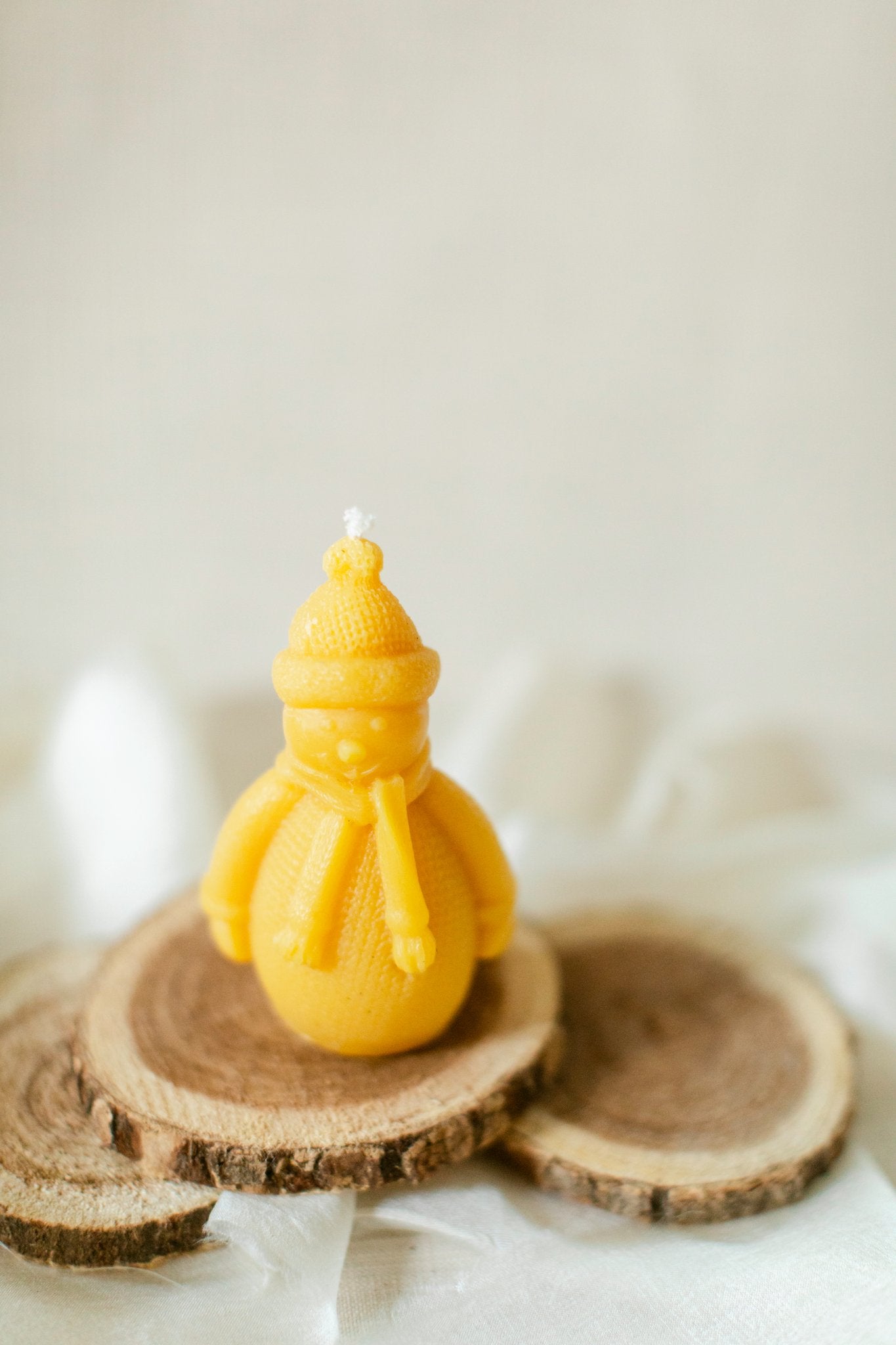 Beeswax Snowman Candle