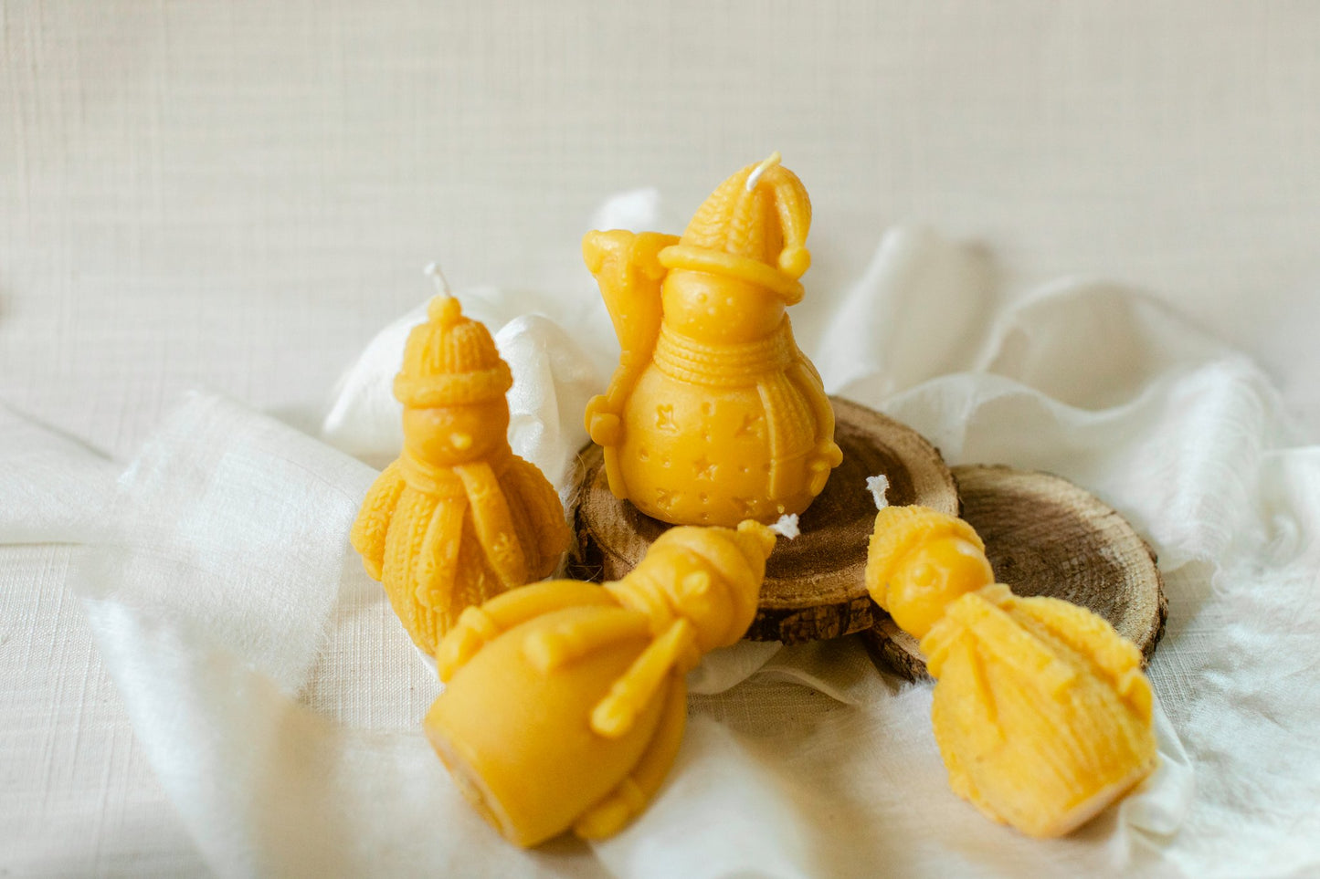 Beeswax Snowman Candle