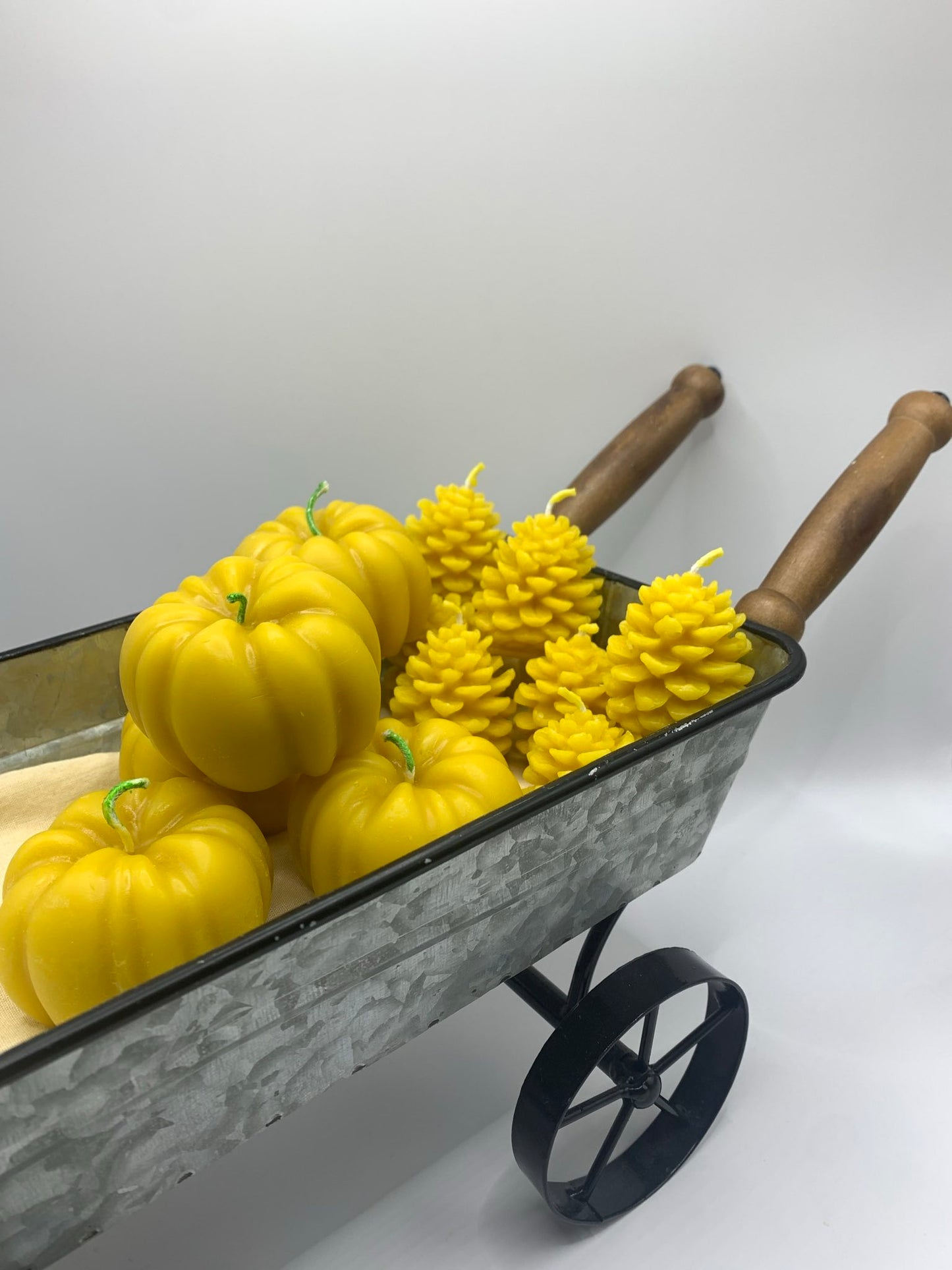 100% Beeswax Pumpkin Candle
