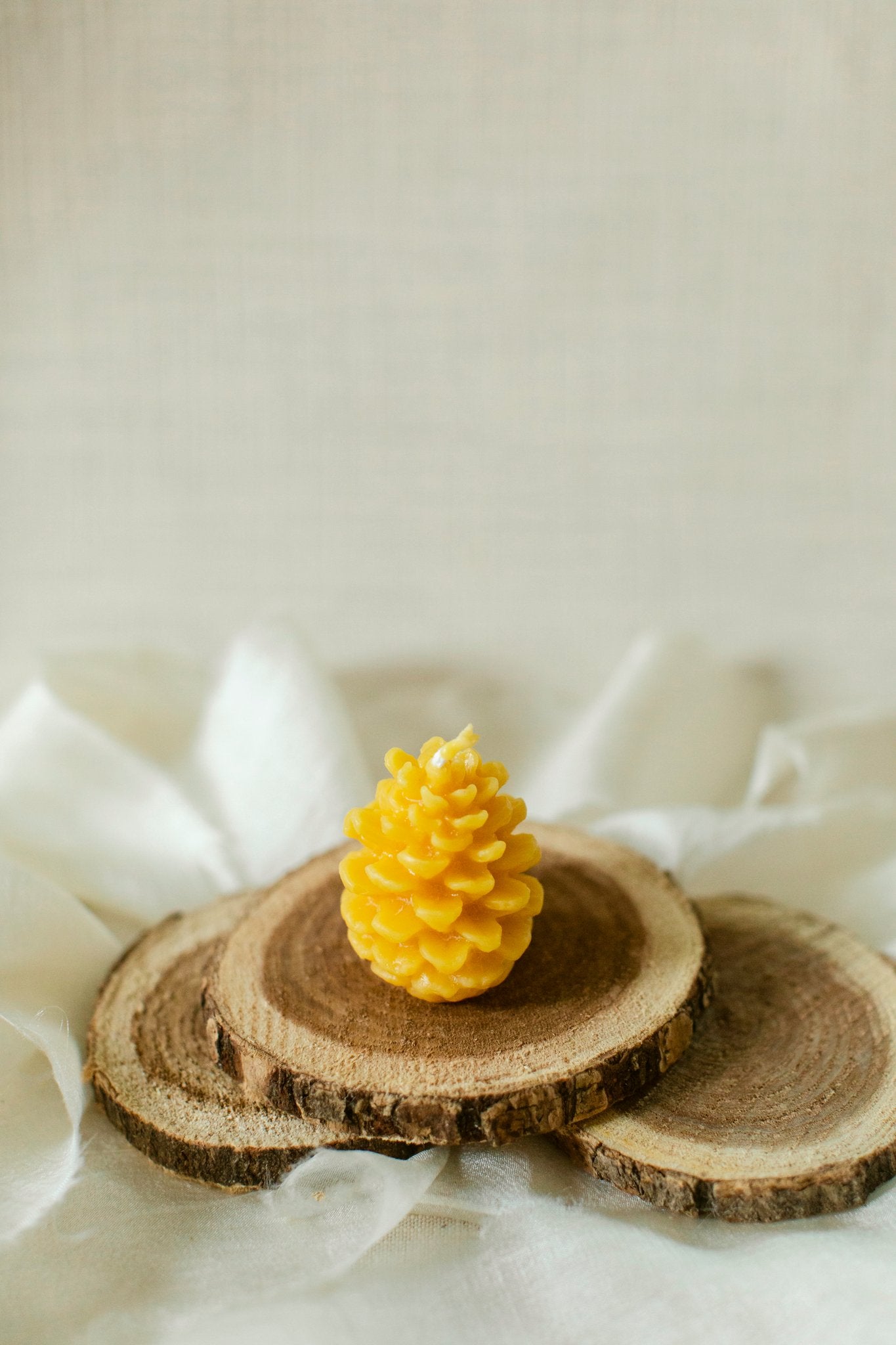 100% Beeswax Mini Pinecone Candle
