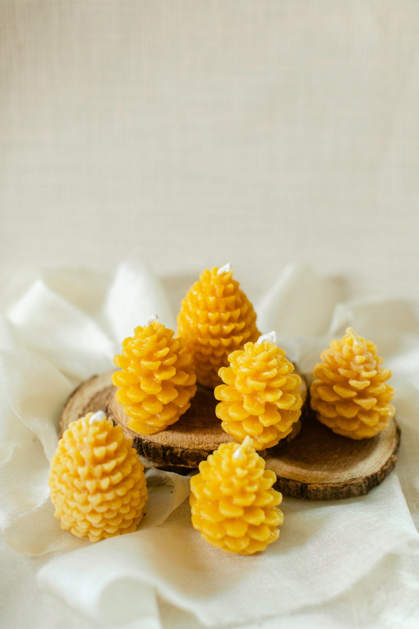 100% Beeswax Mini Pinecone Candle