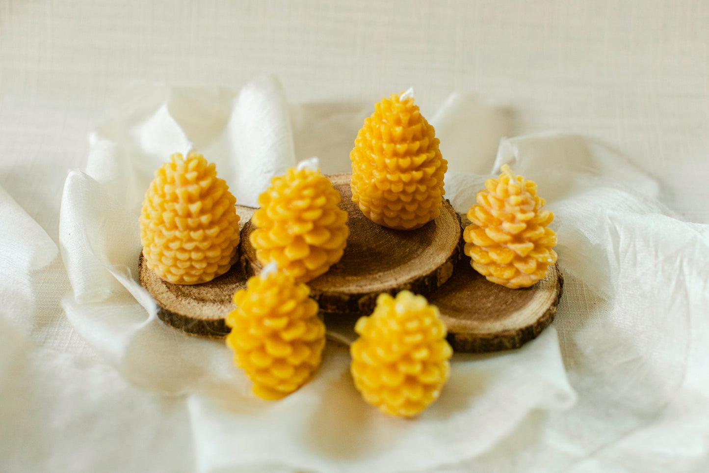 100% Beeswax Mini Pinecone Candle