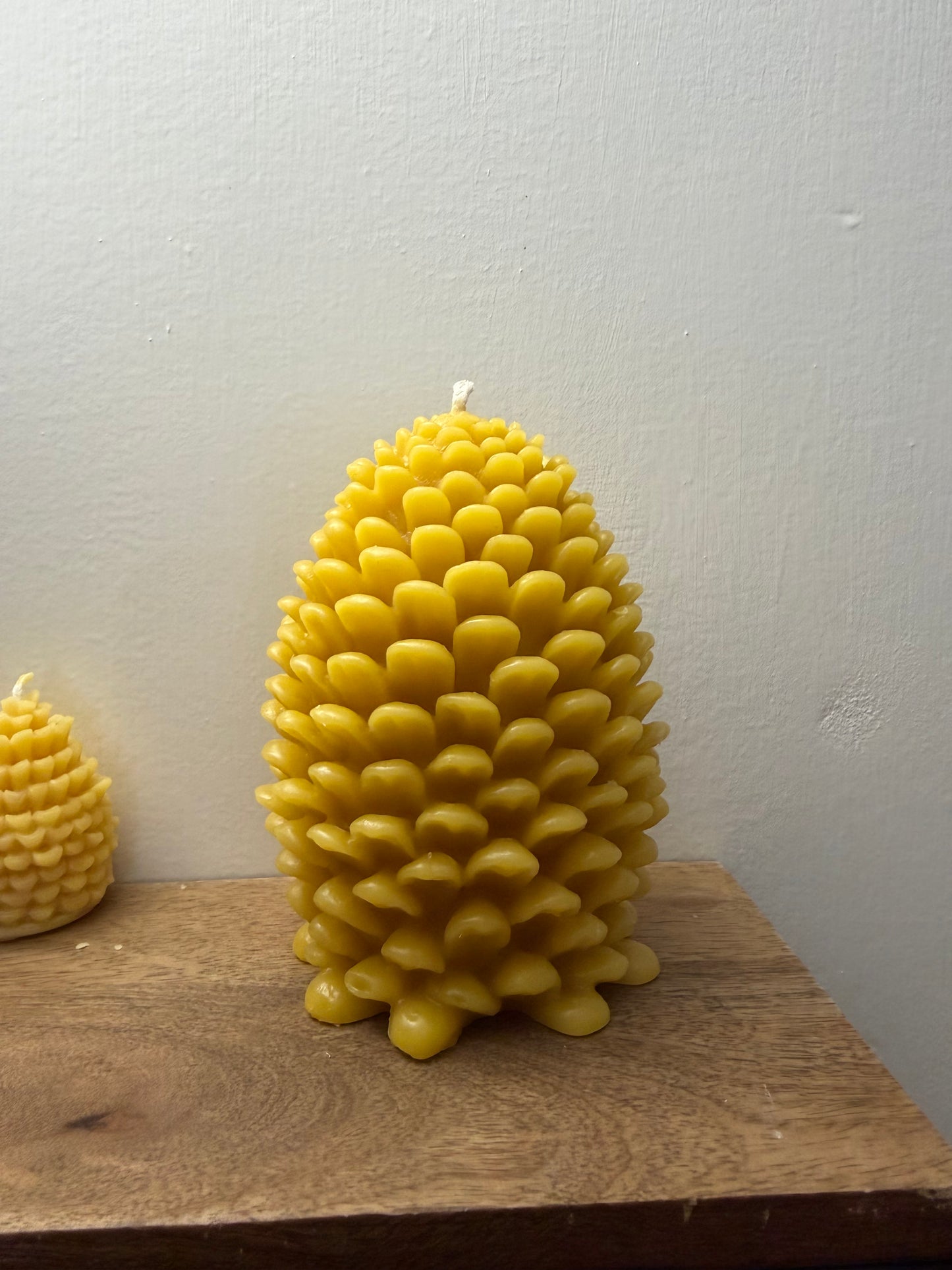 100% Beeswax Pinecone Candle