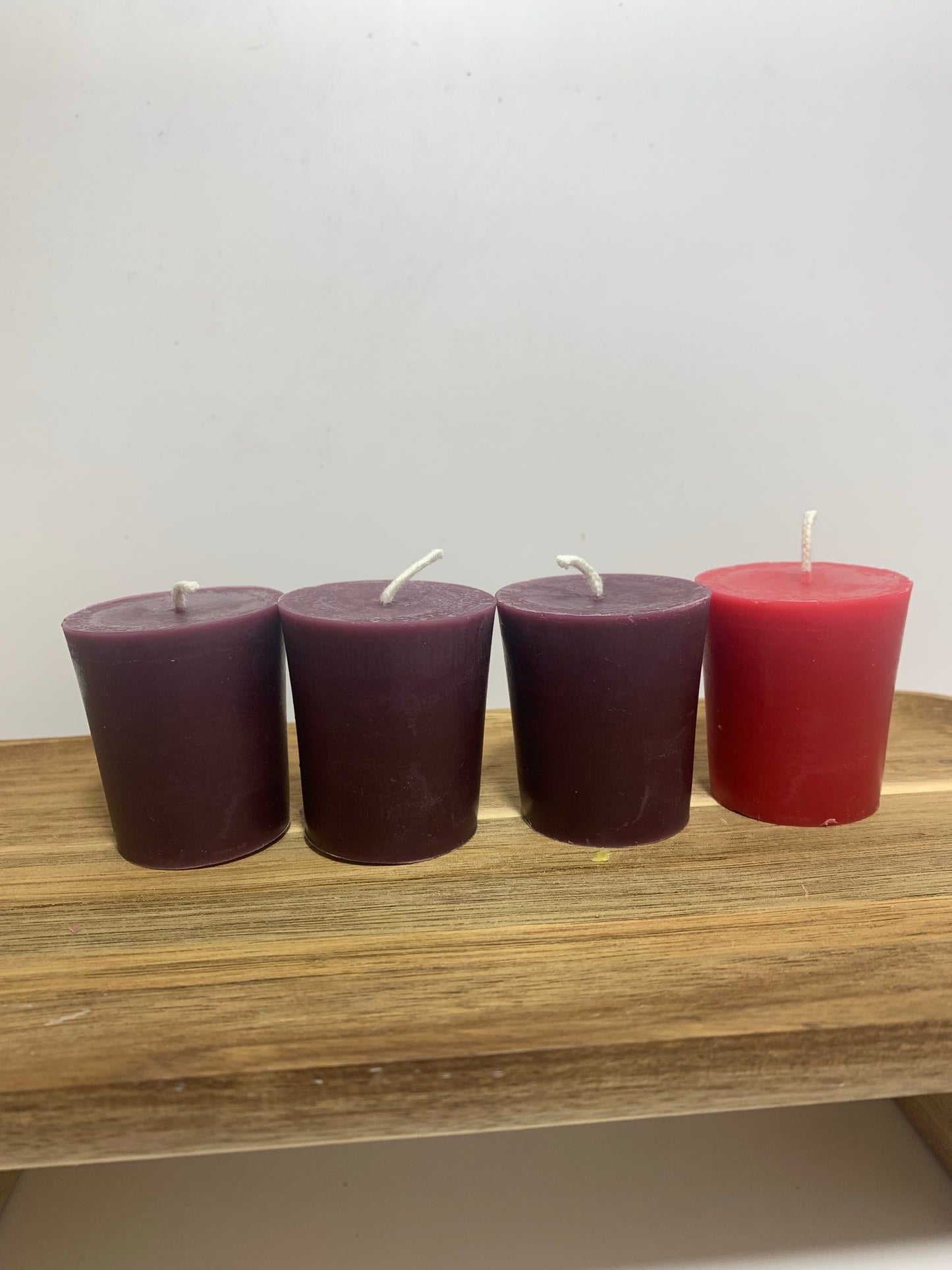 100% Beeswax Advent Votive Candles