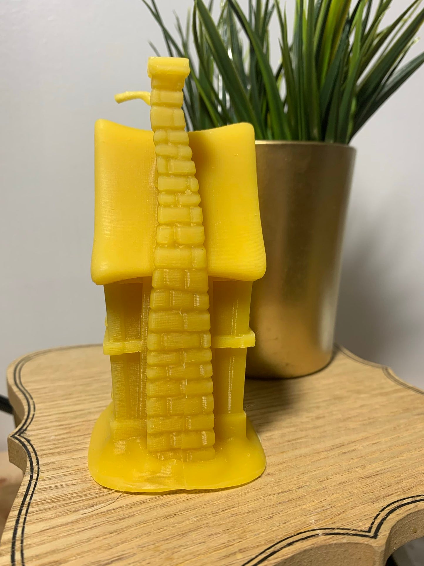 100% Beeswax House Candle