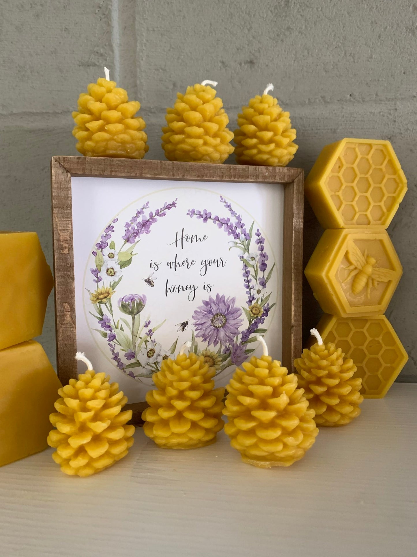 100% Beeswax Mini Pinecone Candle